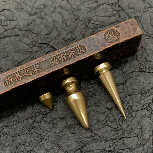 Dongguan broken copper pure copper decorative nail screw brass punk locomotive style luggage dog chain dog neck leather case accessories