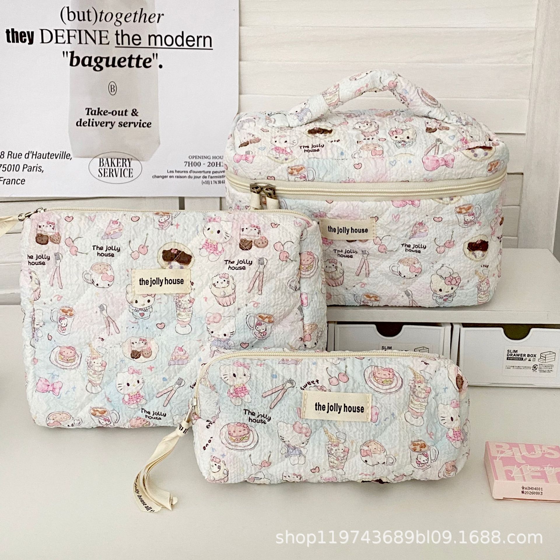 Bolso de cosméticos Blue Love para mujer, lote de una pieza 2025 nuevo bolso de almacenamiento de cosméticos portátil de gran capacidad