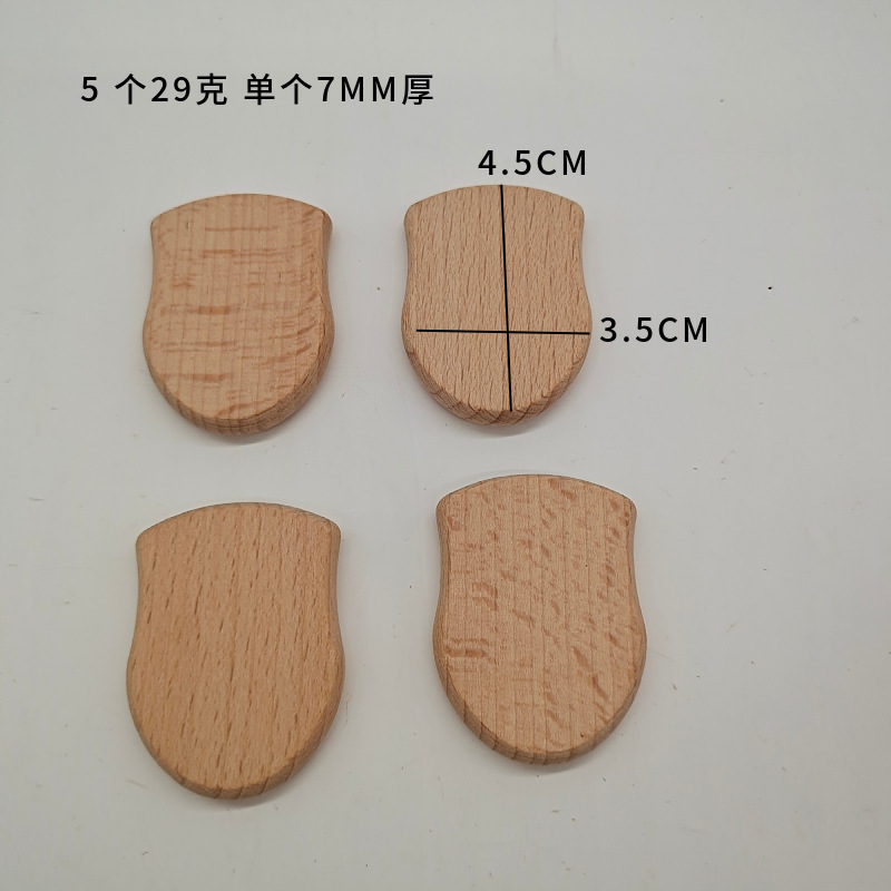 丸いケヤキの丸い木片のつり札の材料の歯磨きの手作りのDIYのアクセサリーの木材の木造の工芸品|undefined