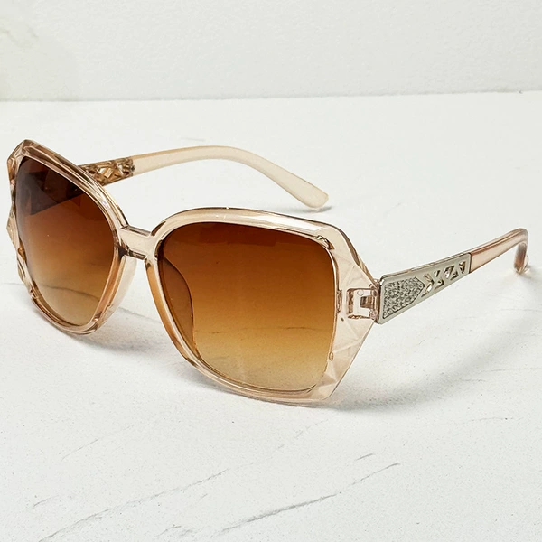 Champagne color