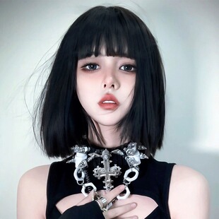 A Knife Cut Wig for Women with Short Hair, Summer Natural Full Headgear, Sweet and Cool Comic Bangs, Bob Full Wig Set