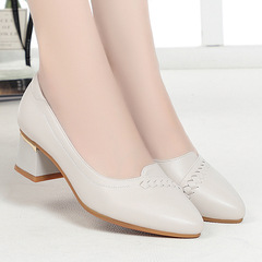 Women's Rough Sole Single Strap Shoes 2022 New Spring Soft Leather Soft Sole Comfortable Mother Shoes Light Mouth Medium Heel Women's Shoes