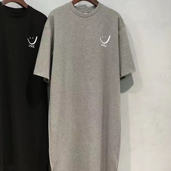 밝은 회색