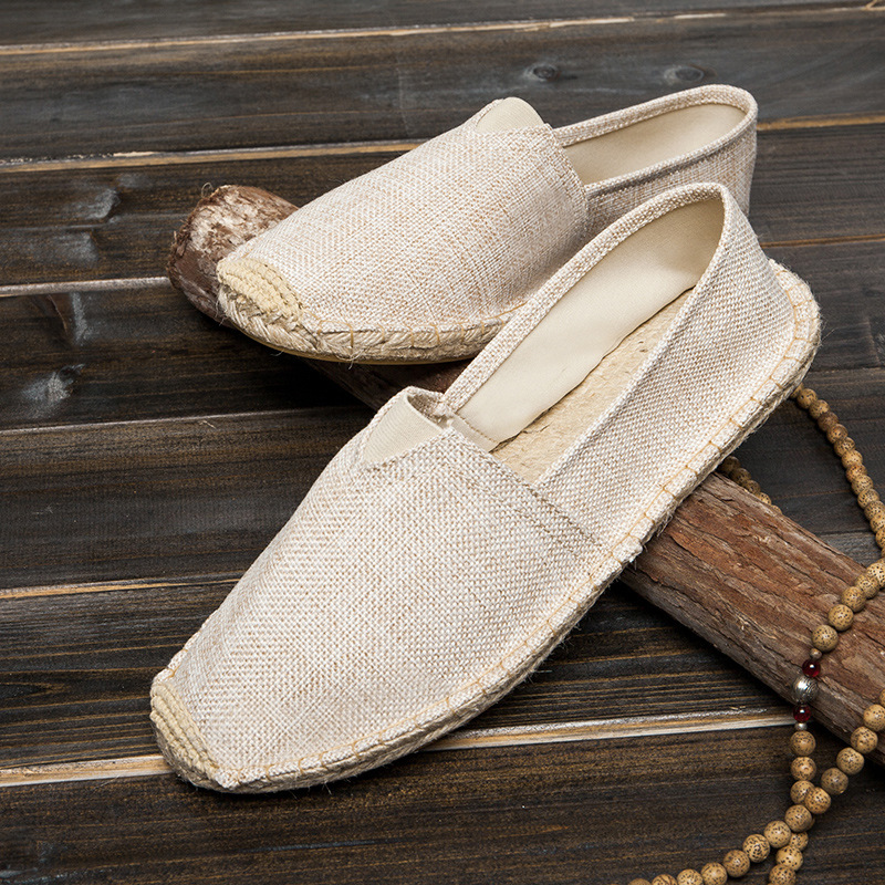 Zapatos de paja primavera y verano nuevos zapatos de pareja viejos zapatos de lona transpirables de lino de Beijing zapatos de cuerda de cáñamo de pescador perezoso zapatos de hombre
