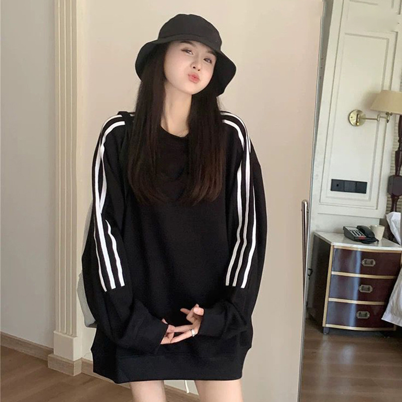 검은색