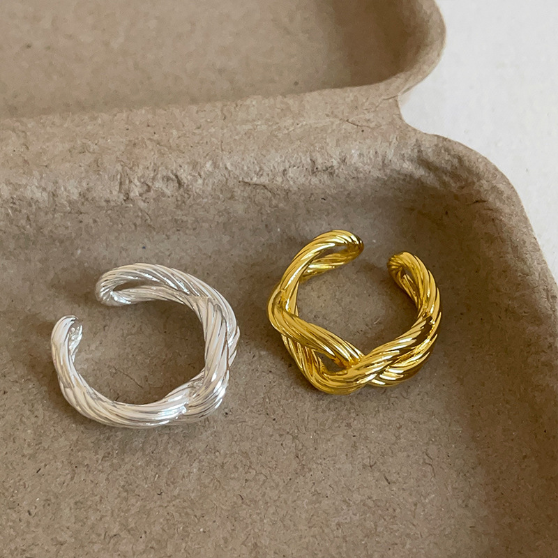 Schitterende designerring voor dames, elegant sieraad_voghion.com