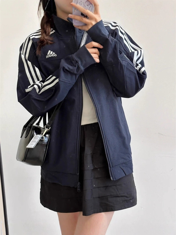 QQ糖国版三条杠刺绣外套休闲运动装男女长袖百搭情侣时尚拼接夹克|undefined