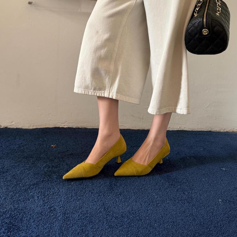 2026 Spring Suede Korean Style Pointed Toe Thin Heel Mid-Heel Shallow Mouth Single Shoes for Commuting, Elegant and Slimming Shallow Mouth Work Shoes for Women
