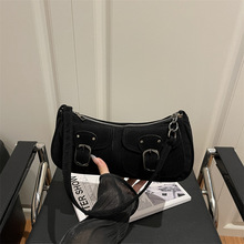 2025��ɫ�͹��＾�¿��p�����s���e���r������Ҹ�μ�Ů������