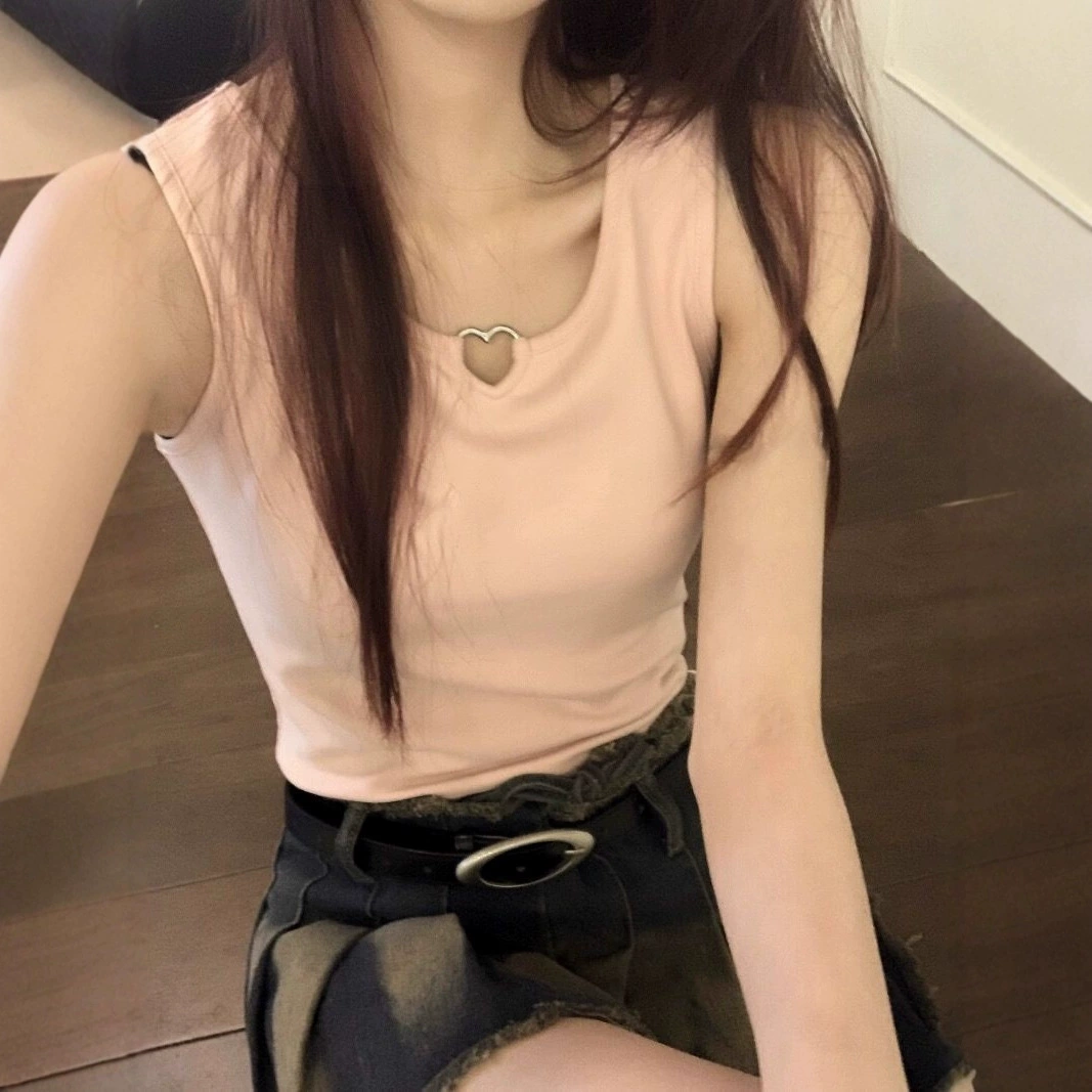 Женская футболка без рукавов в стиле допамина, лето 2024, новый нишевый дизайн, внутренний хлопковый жилет, топ-бретелька