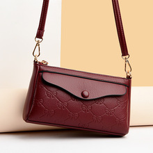 小包包女斜挎包2025新款外贸中老年妈妈款零钱手机包质感软手拿包