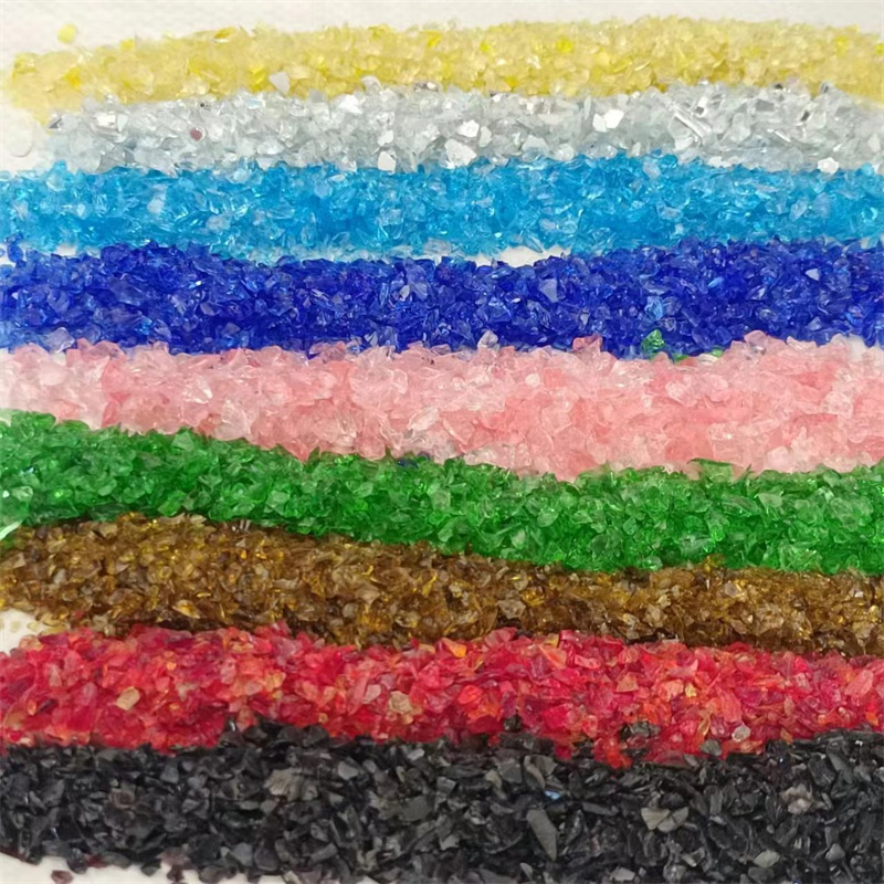 供应彩色玻璃砂 水磨石骨料用镜片玻璃砂 鱼缸装饰喷砂透明玻璃砂
