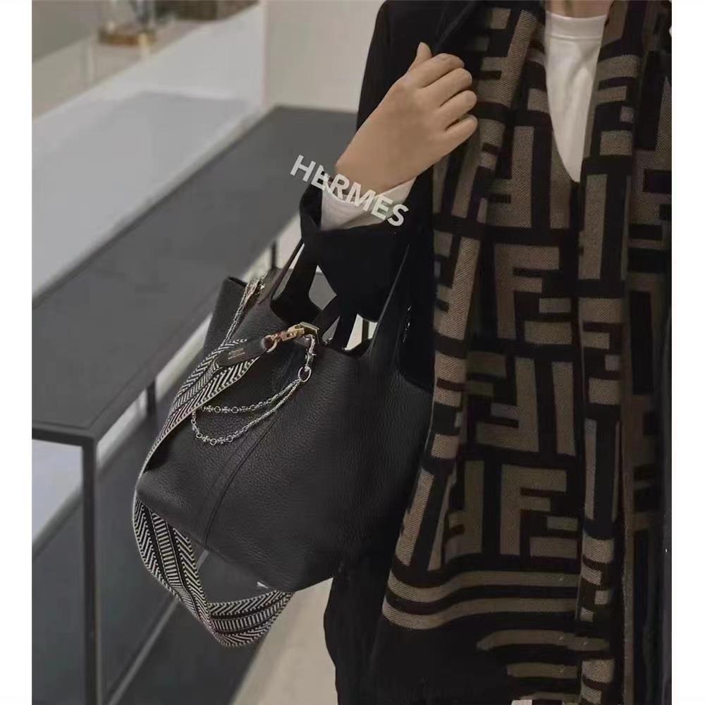 Wulin Cadena cruzada de doble capa Hebilla de clip Cadena de cintura con doble hebilla Cadena para pantalones Cadena personalizada retro europea y americana Bolsa de plata tailandesa Bolsa con cadena Colgante de cadena de plata