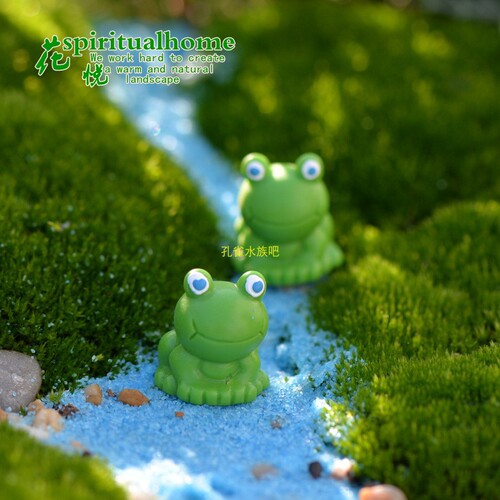 Handmade resin ornaments moss micro landscape doll decoration blue-eyed frog DIY material fish tank landscaping