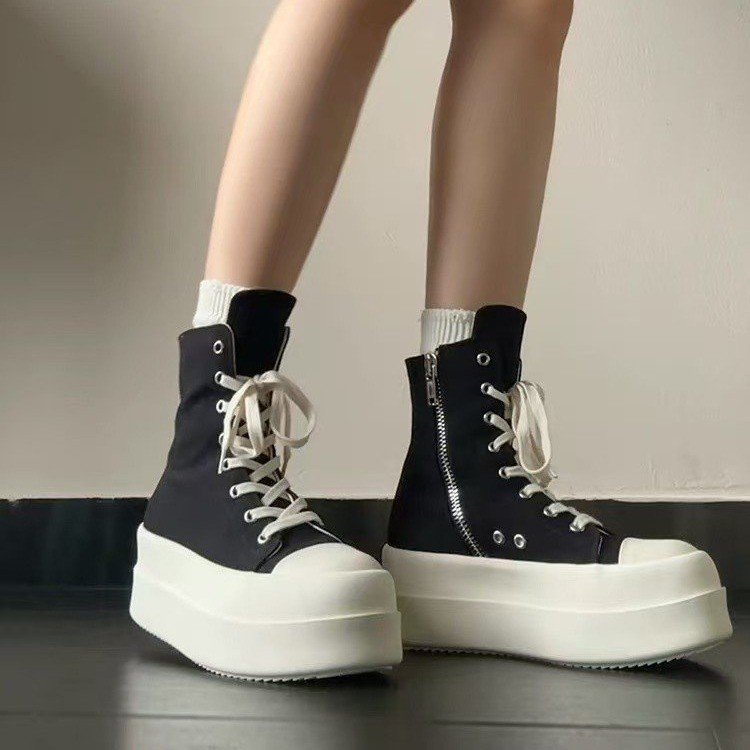Velas negras gruesas zapatos de lona para mujeres 2025, nuevos zapatos deportivos de altura interior de altura casuales zapatos altos image 2
