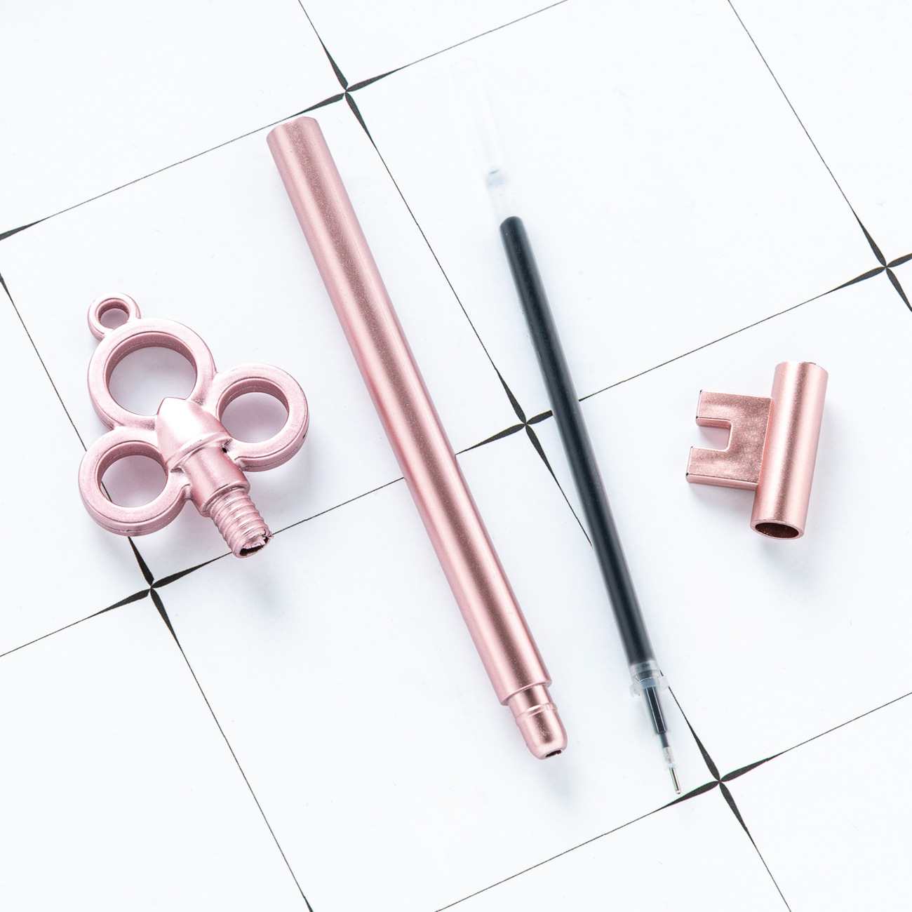 Fabricante mayorista clave modelado bolígrafo neutro logotipo imprimible oficina estudiantes papelería bolígrafo de escritura negro bolígrafo de firma