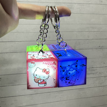 外贸三丽鸥库洛米发光钥匙扣大耳狗带灯挂饰kt萌猫闪灯包包挂件批