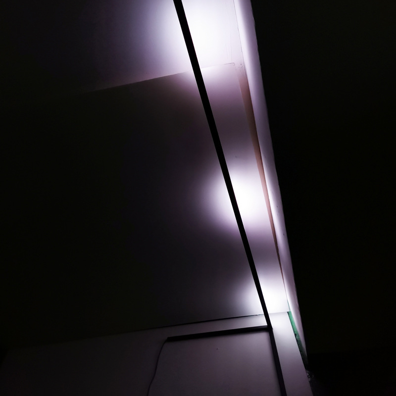 跨境專供現代創意LED客廳臥室落地牆角燈RGB幻彩遙控牆角燈落地燈