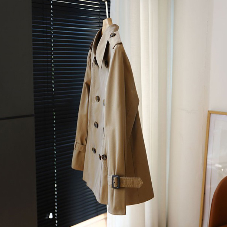 Spot double-breasted epaulettes British-style khaki short trench coat women's autumn