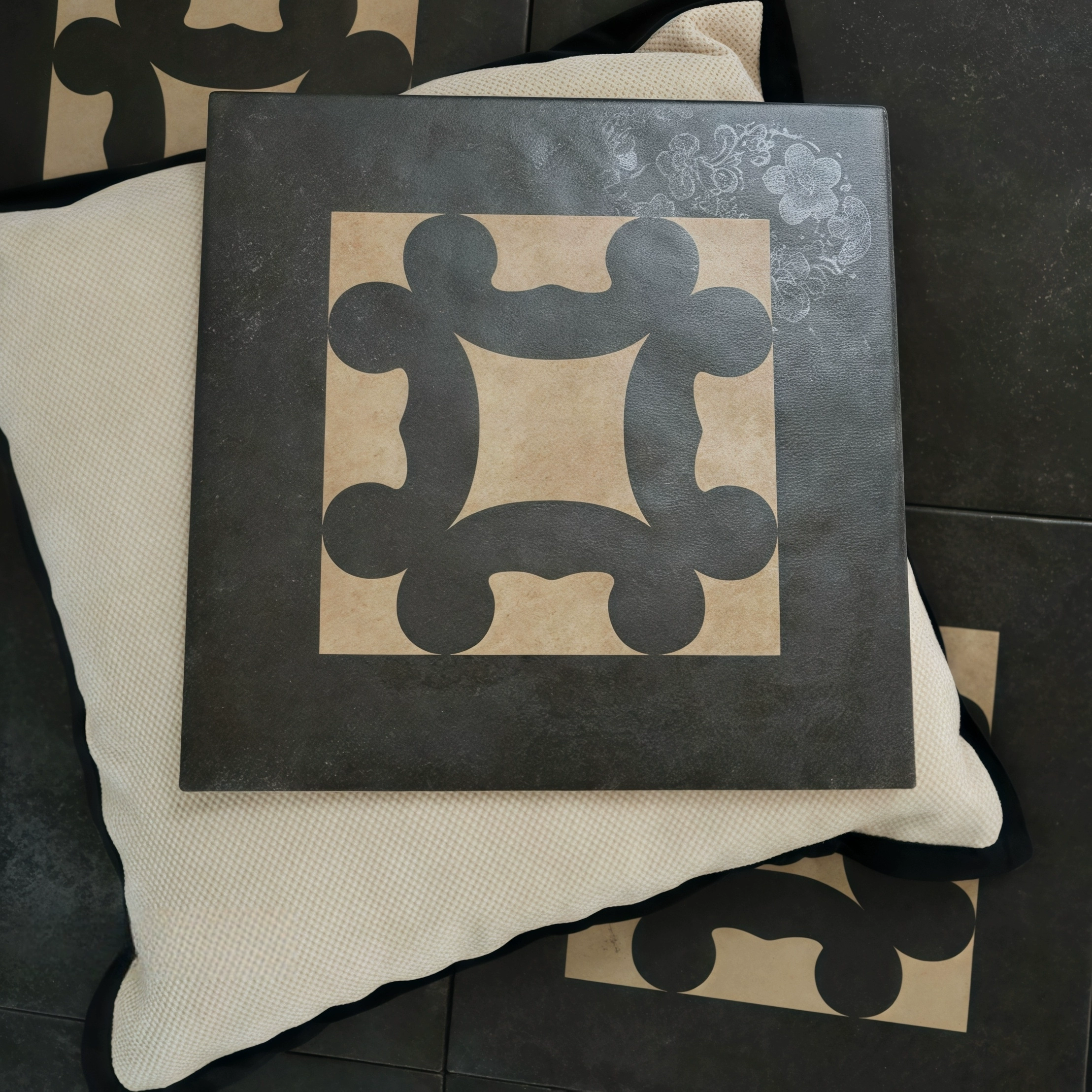 Средневековый стиль, черная плитка, французская ретро-плитка, бар, кафе, ванная комната, магазин молочного чая, магазин одежды, напольная плитка