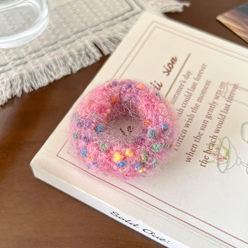 Un anillo de toalla rosa