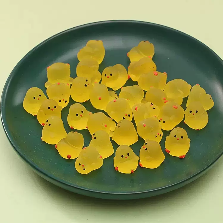 ตุ๊กตาลูกเจี๊ยบเรซิ่นเรืองแสงจิ๋ว สีเหลืองคละแบบ