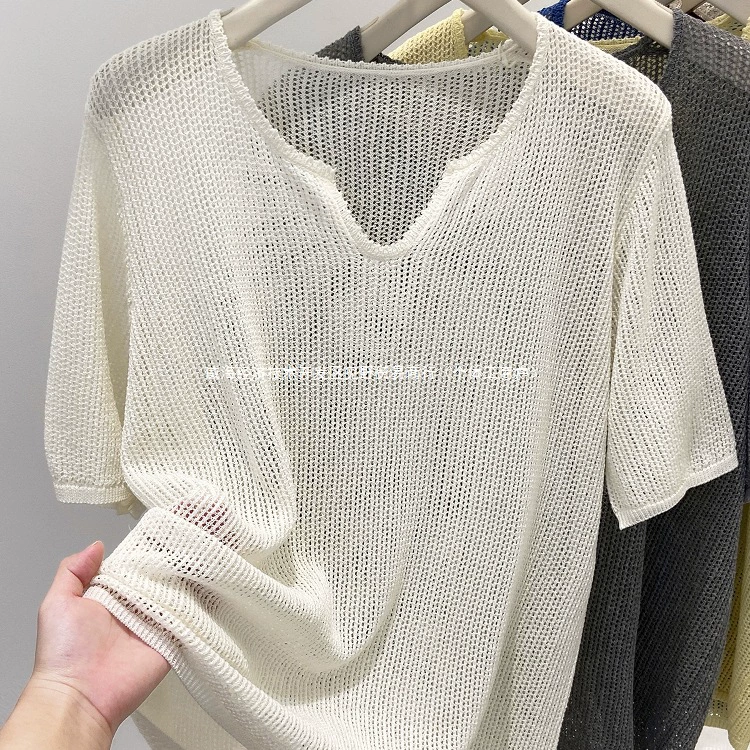 Женская трикотажная одежда из ледяного шелка, новинка 2025 года, летняя тонкая свободная футболка с короткими рукавами и v-образным вырезом, верхняя одежда, солнцезащитная блузка, топ