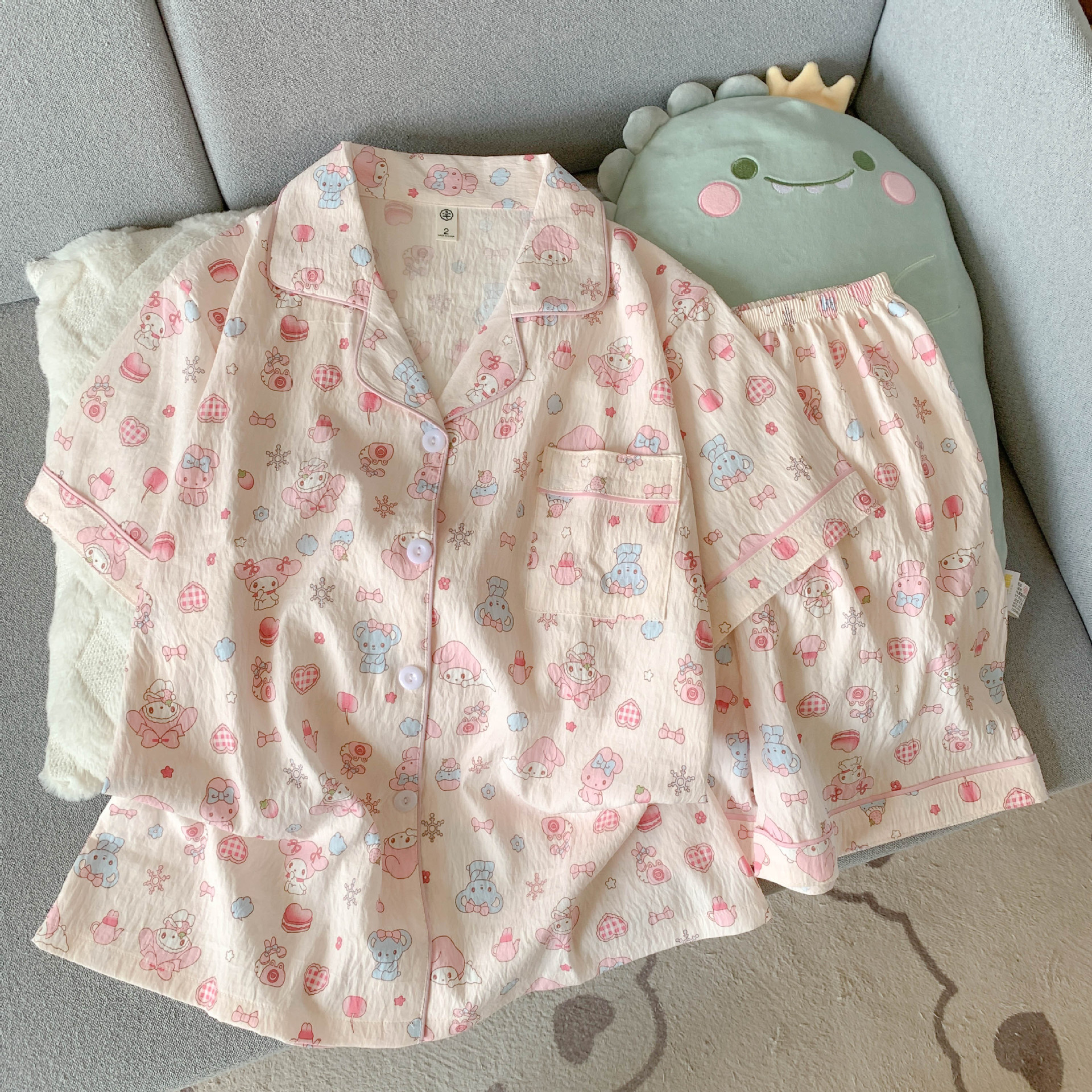 Cute punto de onda KT gato nubes pijamas de algodón mujer pantalones cortos de manga corta de verano coreano cuello de dibujos animados set de ropa para el hogar