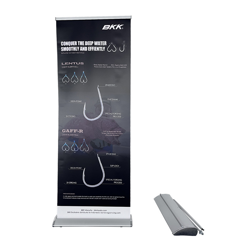 Exposición transfronteriza dedicada a la fuente de exhibición de publicidad profesional de la fábrica de exhibición de gota de agua y rack de cartel publicitario