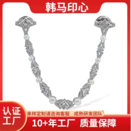 项链;宝石项饰;宝石耳饰