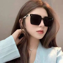 新型一体型サングラス、人気のフレームレスサングラス、女性向け、スタイリッシュでトレンディ、紫外線防止、ミッドネイルデザイン