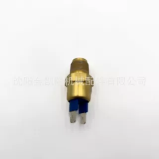 沃尔沃 水温传感器 11705840 副厂替换件 适用于EC160