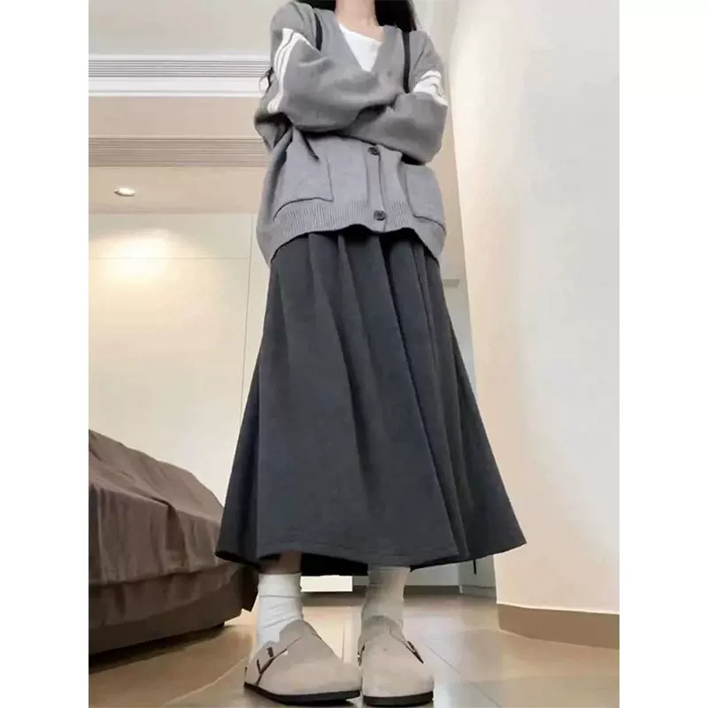 灰色糯米裙女春秋2025年新款高腰a字显瘦伞裙中长款针织半身裙子
