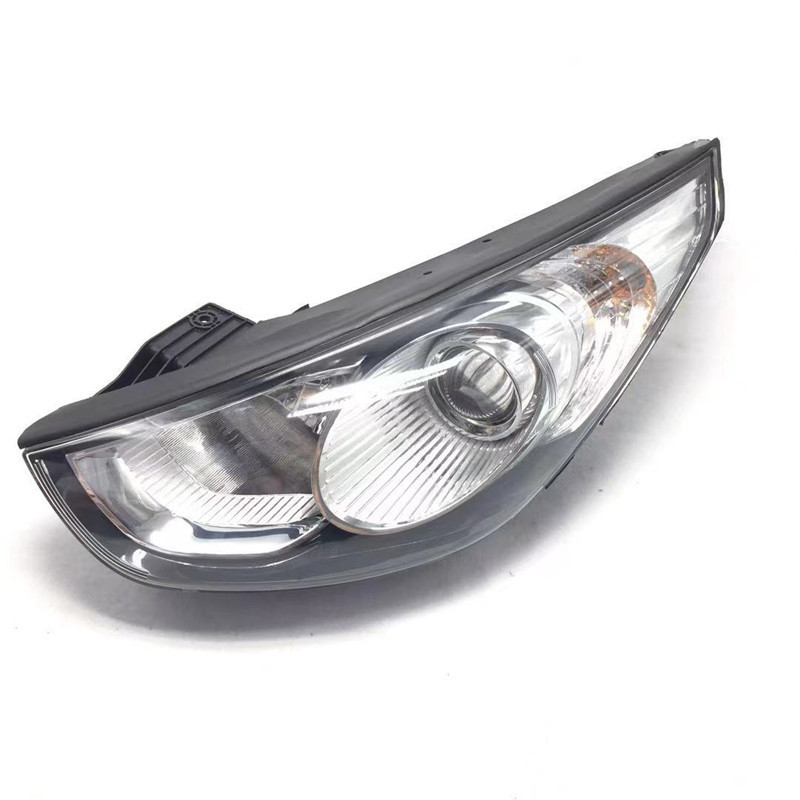 Applicable to 09-12 Beijing Hyundai iX35 headlight assembly old iX35 headlight head lighting original