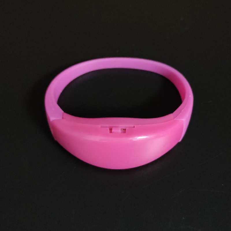 Suministro LED luminoso pulsera de silicona deportes al aire libre noche corriendo Flash pulsera de control de voz correa de muñeca imprimible