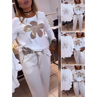 �W���¿�羳���R�d��ɫT��Ů�b����D���W؛�OӋ�Ќ������e�L��