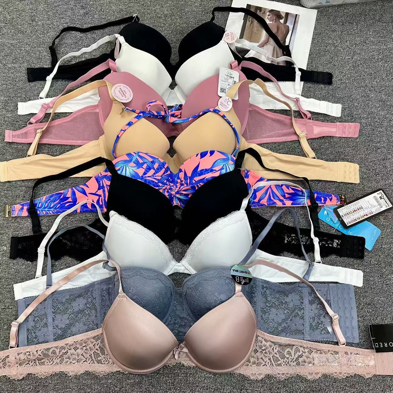 Mixto de marcas europeas y estadounidenses del sudeste asiático, ropa interior de damas con anillo de acero, encaje liso, sujetadores mixtos lotes
