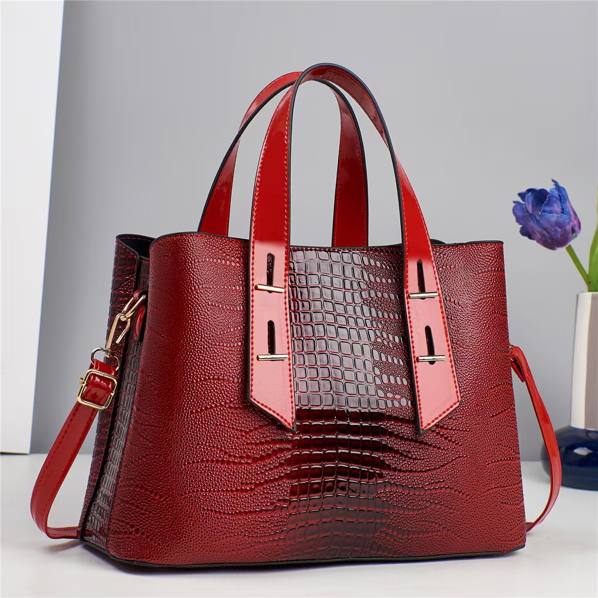 Bolso de moda 2025, nuevo mochila de viaje casual, clásico cocodrilo, bolso de hombro, bolso de mano