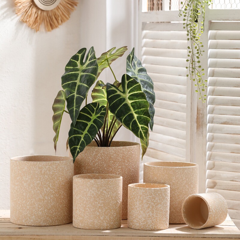 Yellow clay mud rough-faced terracotta flower pot, breathable, self-absorbing water, with drainage holes, clay pot for planting succulents and flowers Yellow clay mud rough-faced terracotta flower pot, breathable, self-absorbing water, with drainage holes, clay pot for planting succulents and flowers