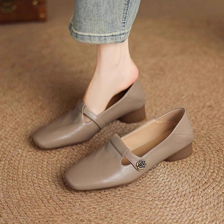 Nuevos zapatos fragantes pequeños, cuero suave, cómodo, suave, ligero, lujo, nicho, retro, primavera, nuevos zapatos de mujer, corte bajo, comercio exterior transfronterizo
