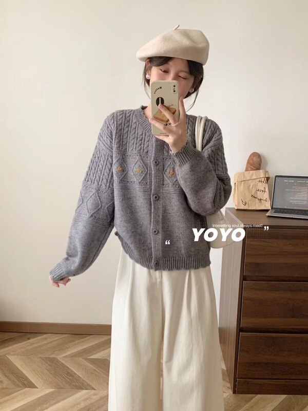 小个子圆领绣花短款毛衣外套女宽松秋装新款甜美日系女士针织上衣|undefined