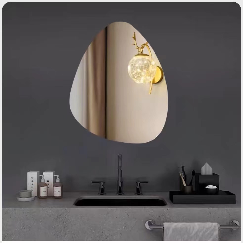 Espejo de baño LED inteligente con forma irregular tipo gota