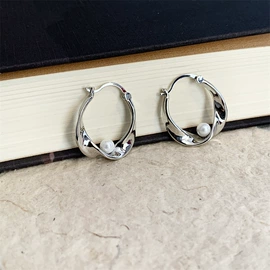 耳夹;耳钉;耳环