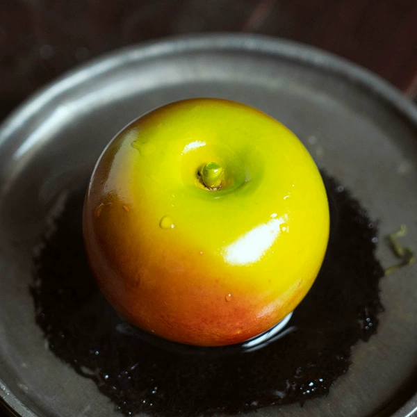 Color change apple