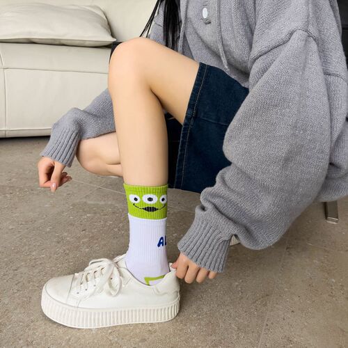 Japanese cartoon socks mid-calf women's socks, double-layered ruffled cartoon sports socks for women, candy-colored casual socks, combed cotton