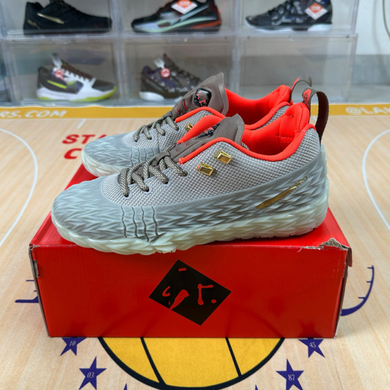 Putian High-Quality S.T Charge Basketball Shoes with Air Cushioning for Men and Women Training Sports Shoes Putian High-Quality S.T Charge Basketball Shoes with Air Cushioning for Men and Women Training Sports Shoes