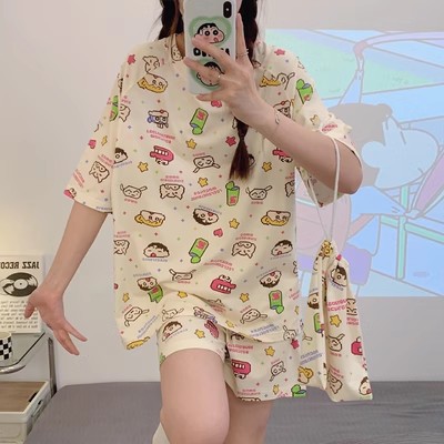 Pijama de mujer de verano de manga corta pantalones cortos delgados en 2025 nuevo conjunto de ropa de casa de dibujos animados de verano para mujeres se puede usar fuera