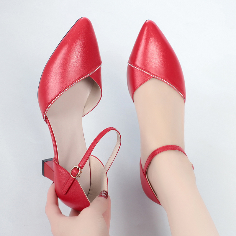 Sandal quai ngang da thật gót vuông mũi nhọn cho nữ, giày cao gót hở mũi kiểu dáng sang trọng — Màu be