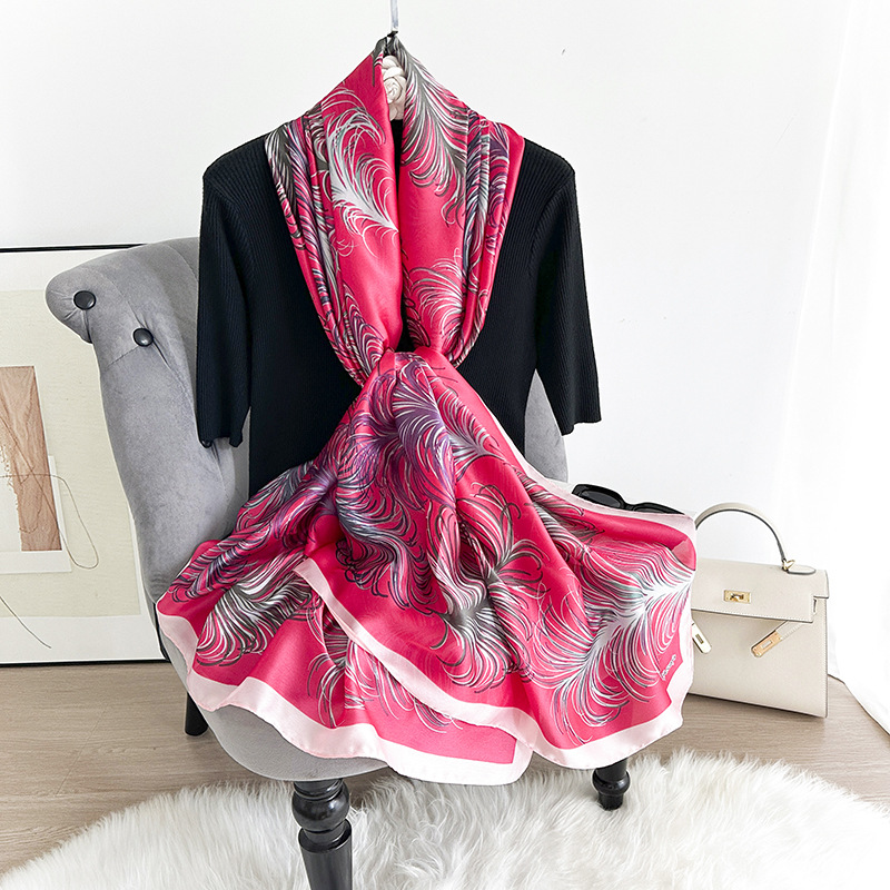 Primavera y verano nuevo nuevo estilo seda satén estampado toalla larga imitación seda satén retro protector solar chal temperamento de viaje versátil