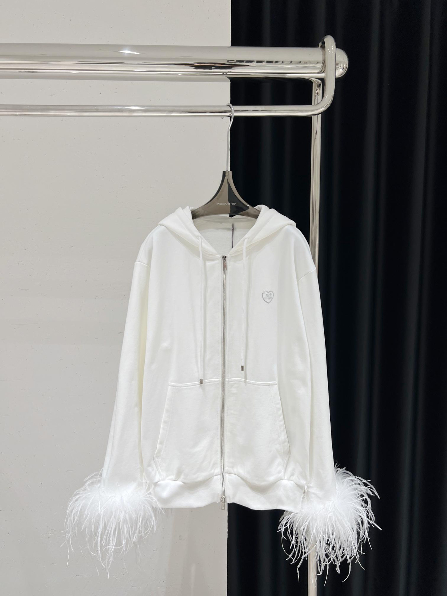 Estación europea nicho amor caliente taladro de avestruz pieza de lana de principios de otoño chaqueta francesa suelta chaqueta de otoño con sombrero